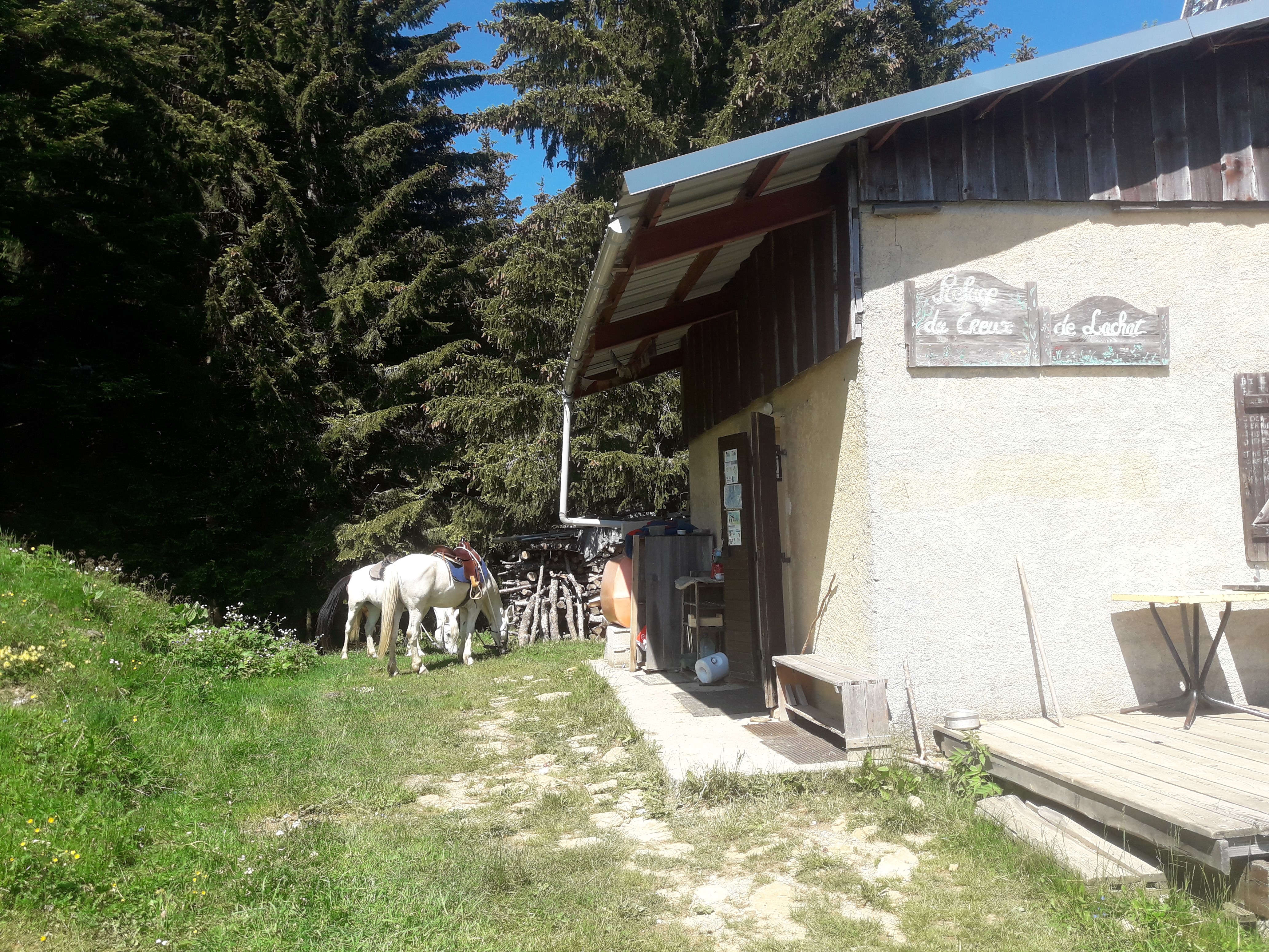 Randonnée  jours une nuit Refuge du Creux de Lachat